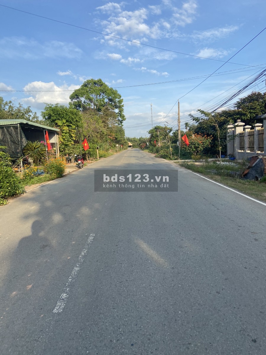 Đất nền diện tích 10x63 chính chủ sổ hồng riêng không qua trung gian lh 0975138365