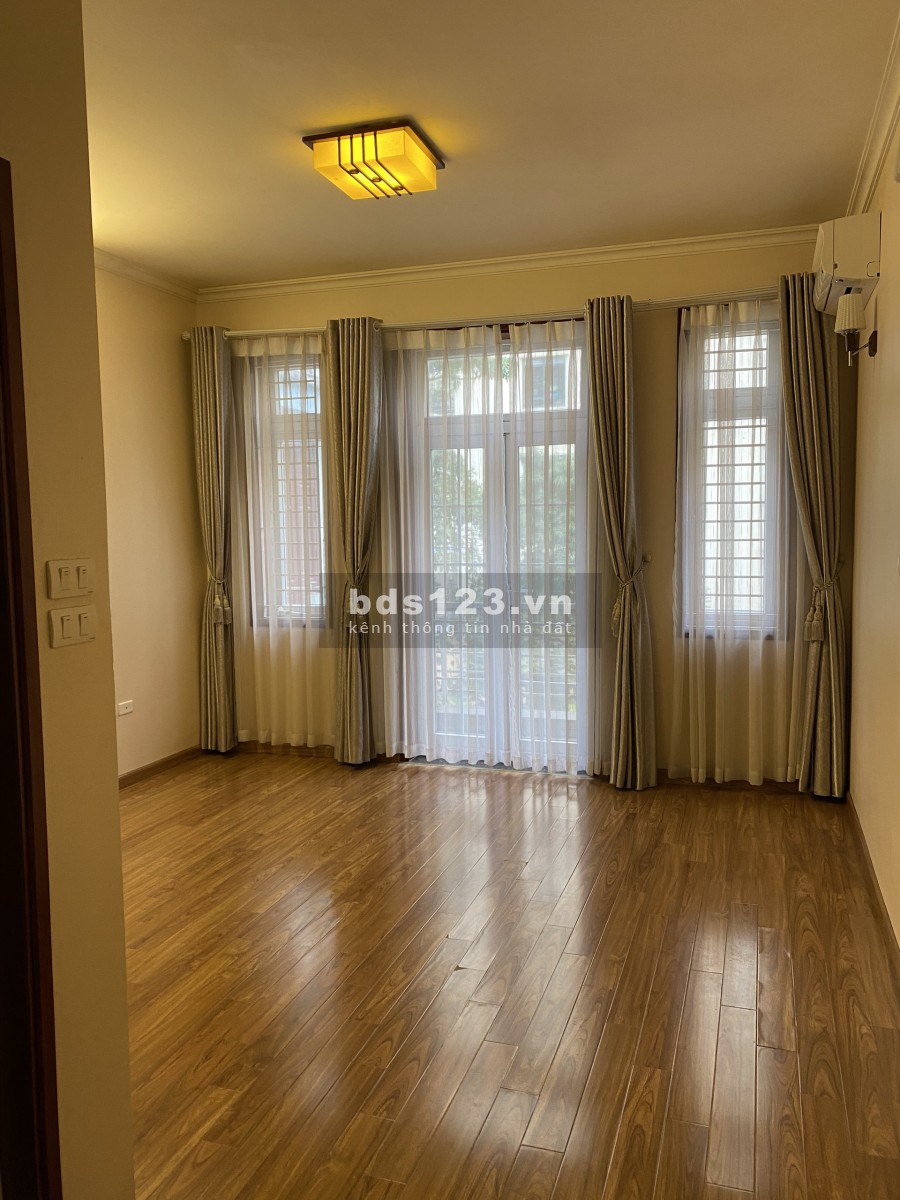 Bán nhà biệt thự, liền kề Nam Từ Liêm, dtsd 122m2 giá bán 21 tỷ, chính chủ, Xem nhà ngay.