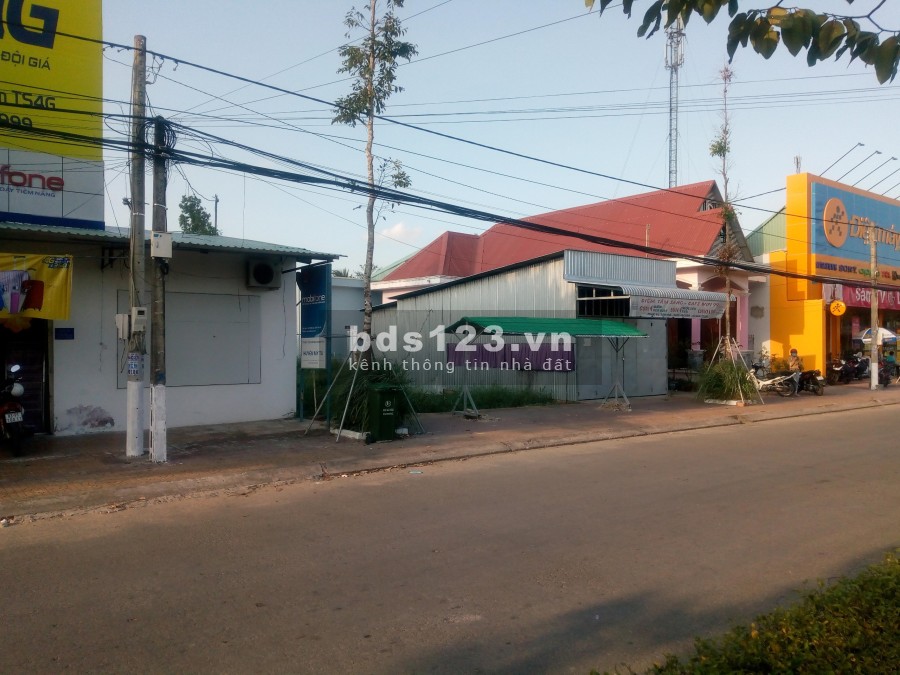 Cho thuê mặt bằng đất đã san lắp bằng phẳng huyện Mỹ Tú, Sóc Trăng giá tốt tiện đầu tư