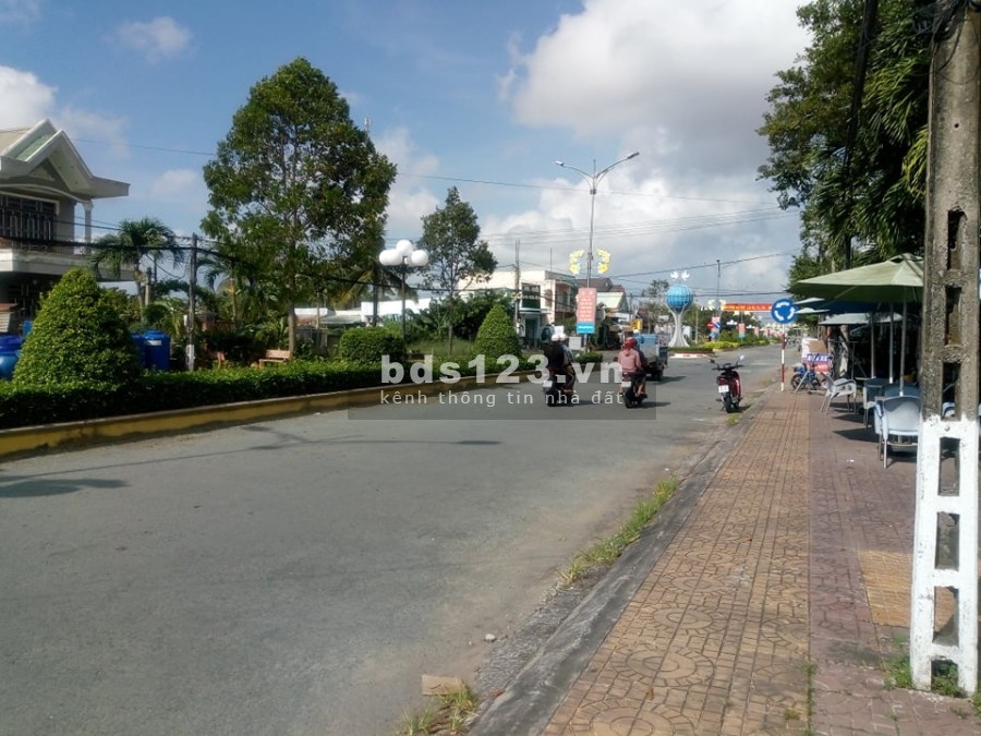 Cho thuê mặt bằng đất đã san lắp bằng phẳng huyện Mỹ Tú, Sóc Trăng giá tốt tiện đầu tư