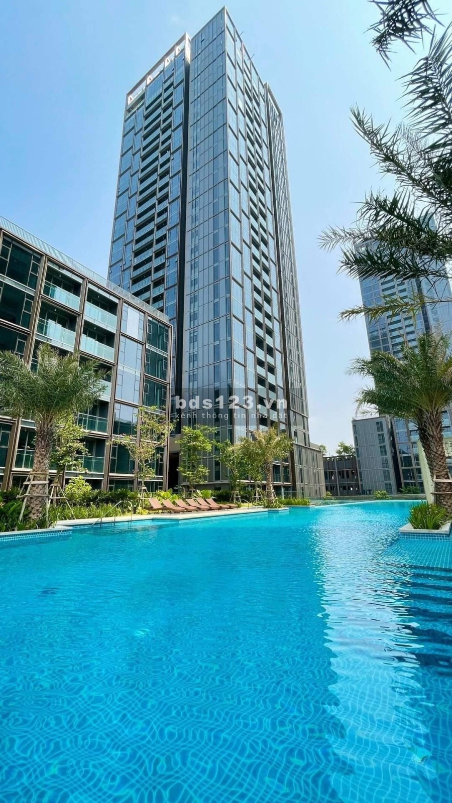 Sở hữu vị trí “vàng trong vàng”, Tháp Tilia 65m2 - View hồ bơi - NTCB - tầng thấp - Giá 6,5 tỷ