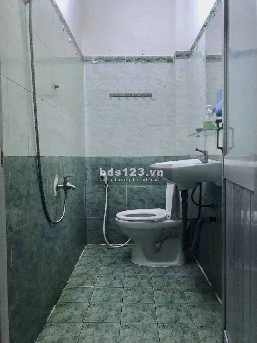 Cho thuê phòng chính chủ 12m2 tại Nguyễn Hồng Đào, phường 14, quận Tân Bình - giá 1tr8
