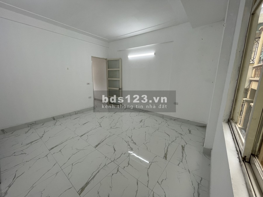 Bán nhà Định Công 5 tầng đẹp, ở luôn 2 thoáng diện tích sử dụng 25m2 giá bán chỉ 2.87 tỷ