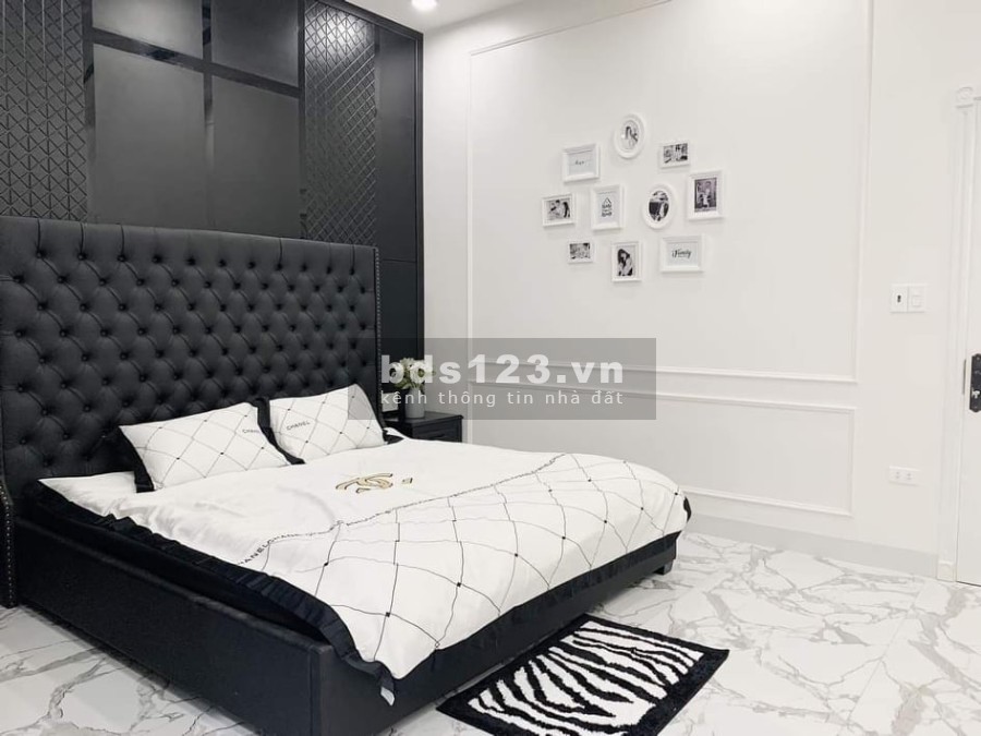 Bán nhà Đống Đa Xã Đàn dtsd 57m2 mt 5m giá rẻ gần đường ô tô full nội thất hiện đại, giá 4.xx tỷ