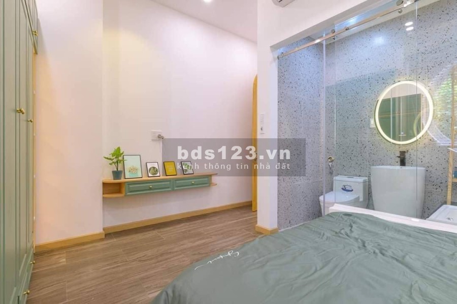 Cho thuê nhà tại Đào Tấn DT 85m2 + 4T, ô tô đỗ cửa giá chỉ 16tr/tháng.