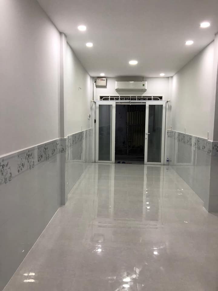 Nguyễn Tất Thành nở hậu hiếm có chỉ hơn 3 tỷ diện tích sử dụng 36m2 nhà nở hậu, lhcc
