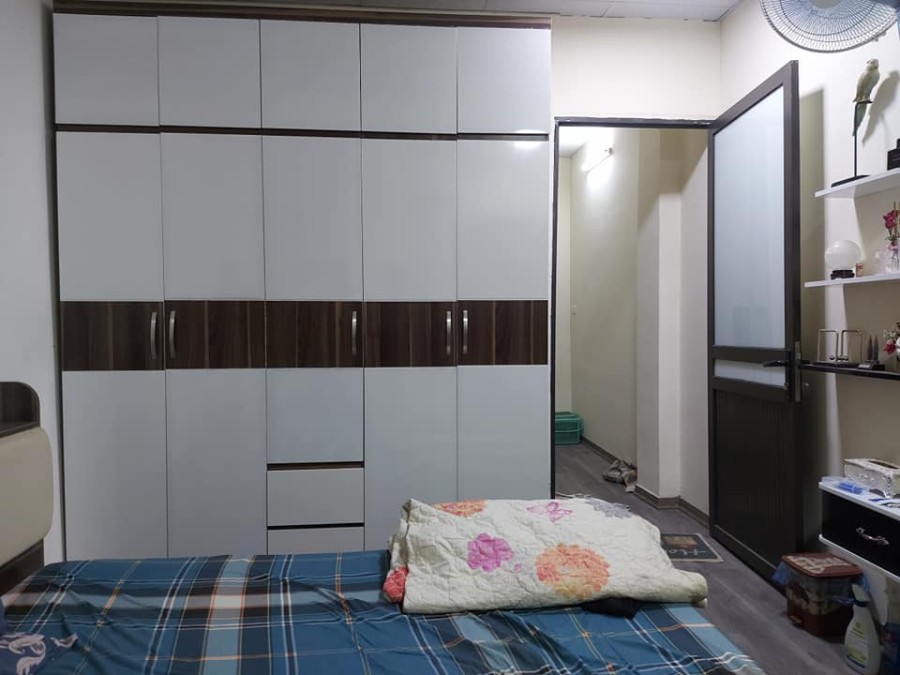 Bán nhà phố Tôn Đức Thắng Đống Đa, dtsd 27m2, 3 tầng đúc ngõ thoáng, ở ngay, lh 0964121080