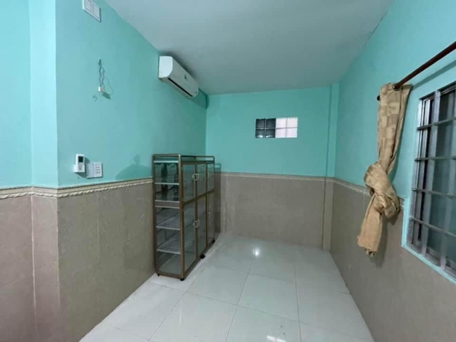 Bán nhà hẻm xe hơi Huỳnh Tấn Phát, đúc 3 tầng dtsd 48m2, giá bán 3.3 tỷ, lh 0962666263
