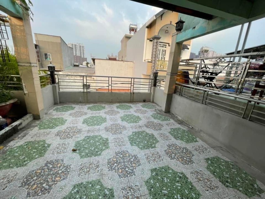 Bán nhà hẻm xe hơi Huỳnh Tấn Phát, đúc 3 tầng dtsd 48m2, giá bán 3.3 tỷ, lh 0962666263
