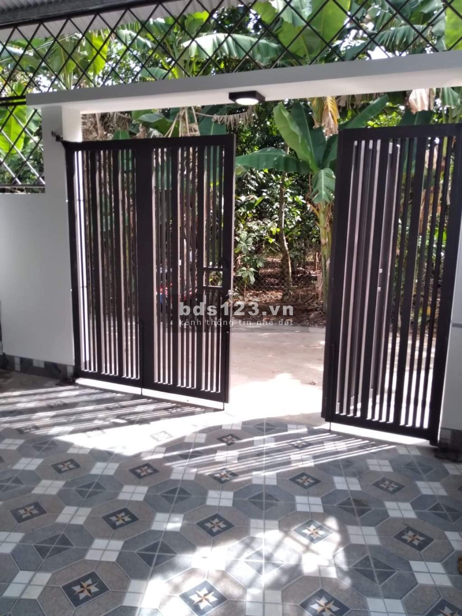 Nhà mới P.Bảo Vinh thành phố Long Khánh đầy đủ nội thất bàn giao vào ở được ngay
