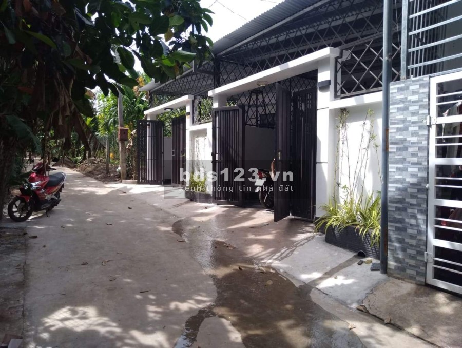 Nhà mới P.Bảo Vinh thành phố Long Khánh đầy đủ nội thất bàn giao vào ở được ngay