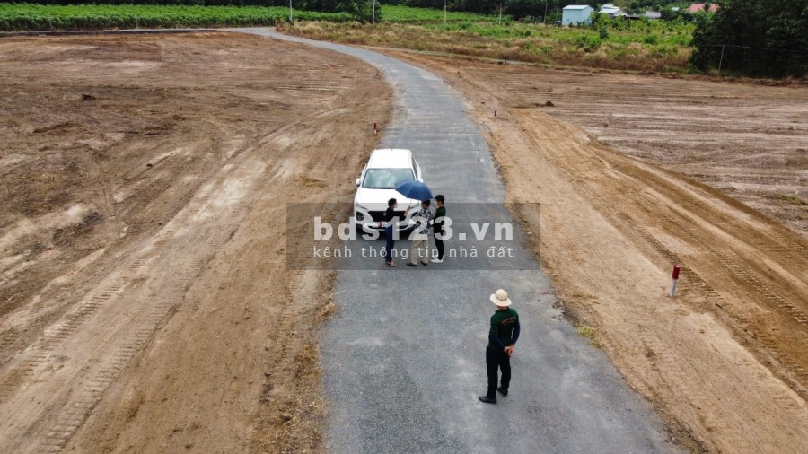Bán gấp hơn 1000m2 ONT đường nhựa 7m xã Phướ Bình gần kcn, đường liên xã lên sân bay