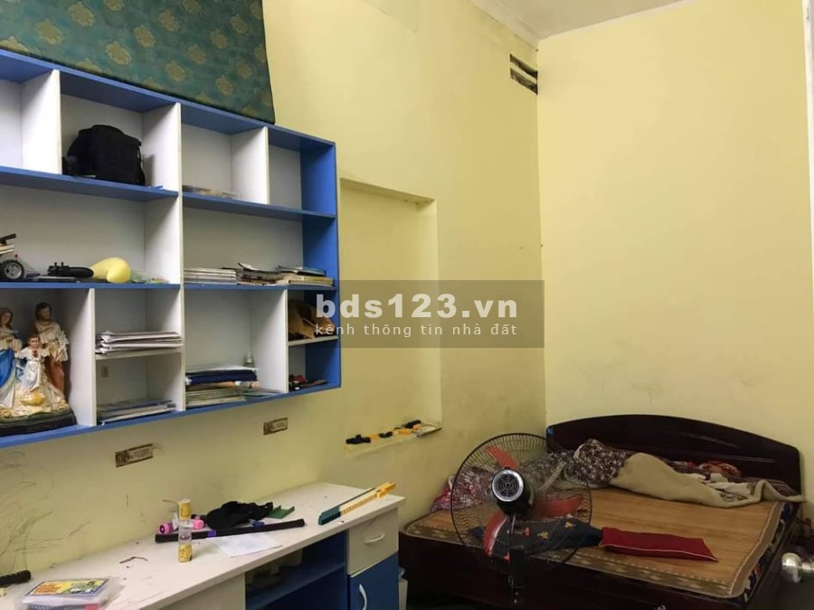 Bán nhà Phú Lương, diện tích rộng, giá chào 3,2 tỷ có thương lượng lh 0968770498