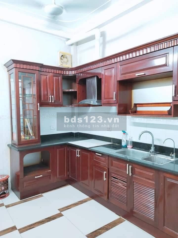 Bán nhà nguyên căn mặt phố Trần Quốc Vượng kinh doanh sầm uất, giá bán nhỉnh 3 tỷ