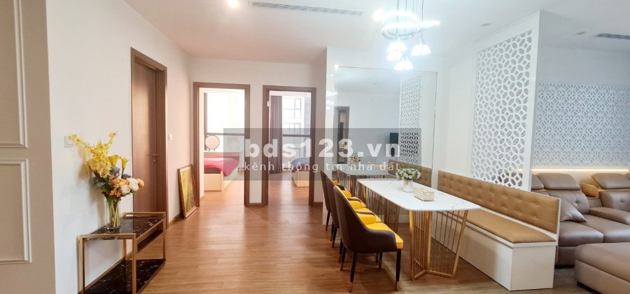 Cho thuê chung cư Goldseason 47 Nguyễn Tuân, 3 phòng ngủ, full đủ đồ cực đẹp