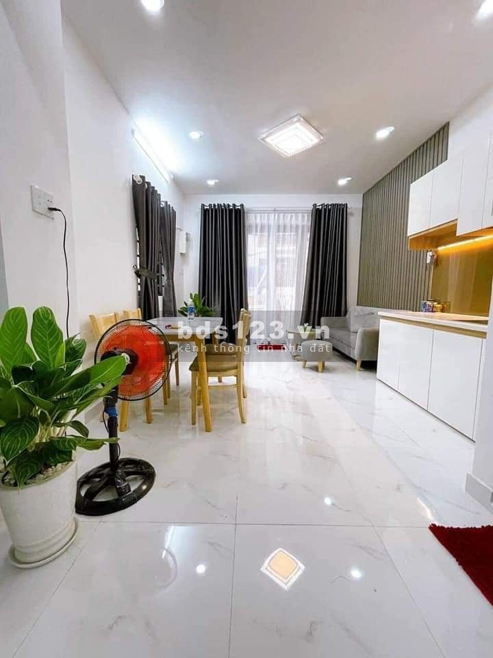 Bán nhà hẻm xe hơi đường Ni Sư Huỳnh Liên , Phường 10, Quận Tân Bình, sổ sẵn chính chủ