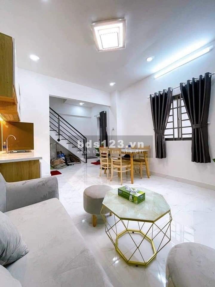Bán nhà hẻm xe hơi đường Ni Sư Huỳnh Liên , Phường 10, Quận Tân Bình, sổ sẵn chính chủ