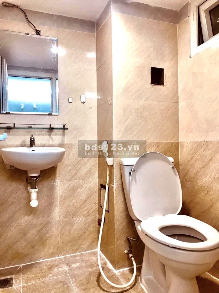 Phòng KTX quận 7 cạnh LotteMart, Đại Học Tôn Đức Thắng, Nguyễn Tất Thành, Marketing