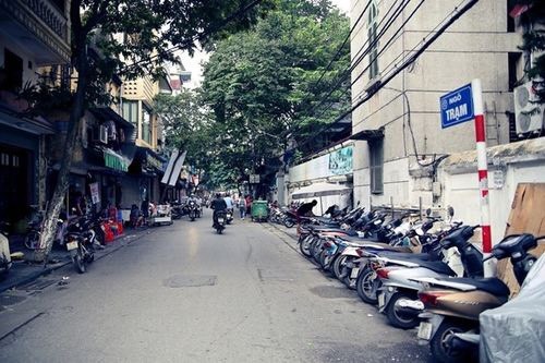 Bán nhà Phố Cổ mặt phố siêu hiếm kinh doanh sầm uất gần Chợ Hàng Da sổ chính chủ