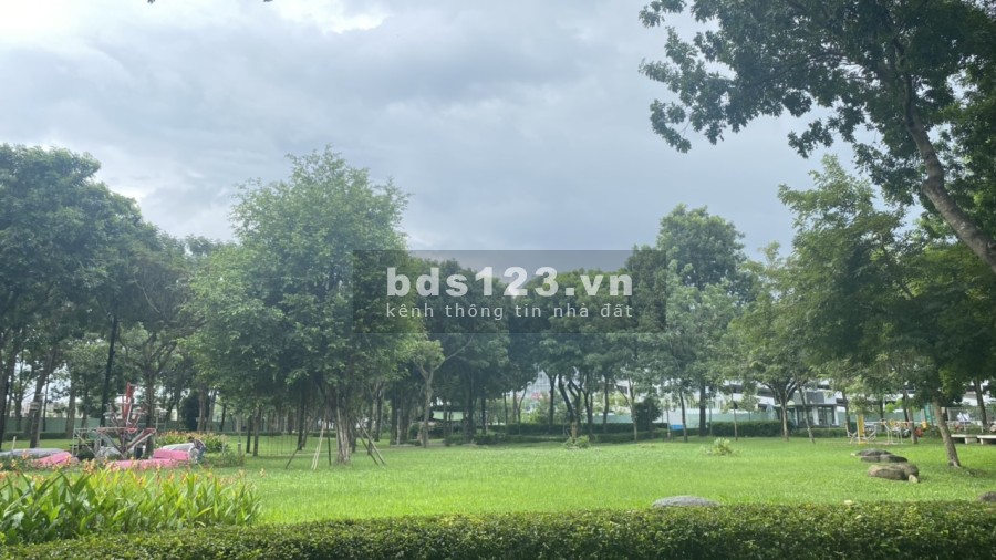 Chính chủ bán gấp căn diện tích 70m2 khu Celadon City, 750tr có nhà ở ngay Quận Tân Phú