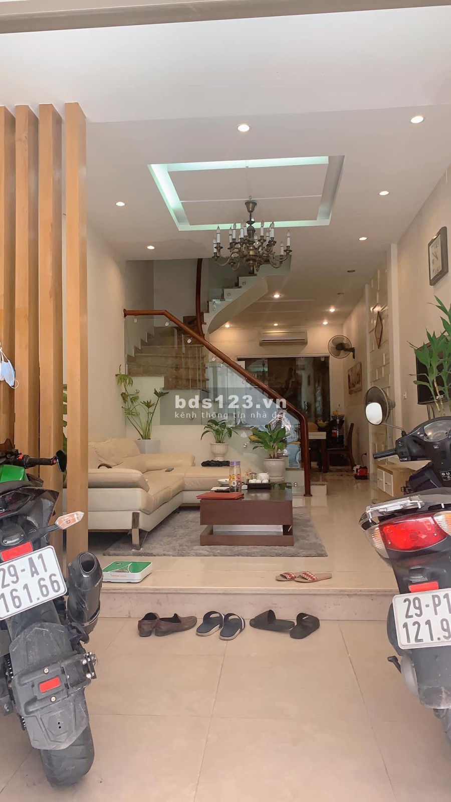 Bán nhà nguyên căn khu đô thị Đại Kim Linh Đàm dtsd 40m2 4 tầng mt 4m giá bán 4.1 tỷ