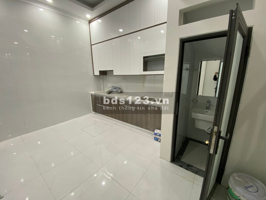 Bán nhà Bùi Xương Trạch, Thanh Xuân 48m2, 4 tầng, mới đẹp, Giá 4 tỷ 95