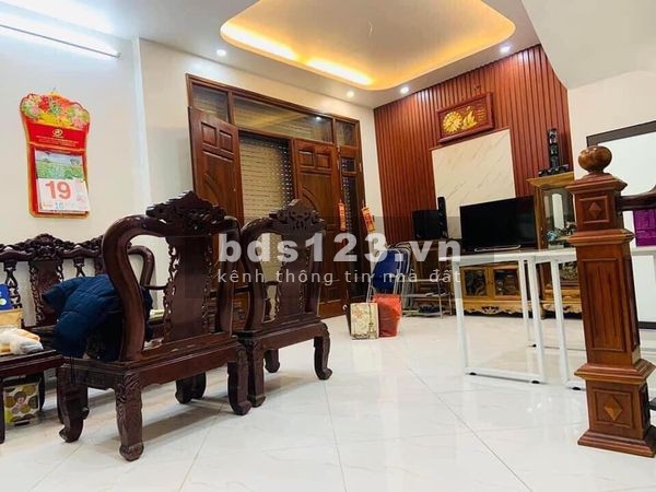 Nhà 5 tầng thiết kế hiện đại, phù hợp với mọi nhu cầu giá bán thoả thuận, liên hệ 0989847727
