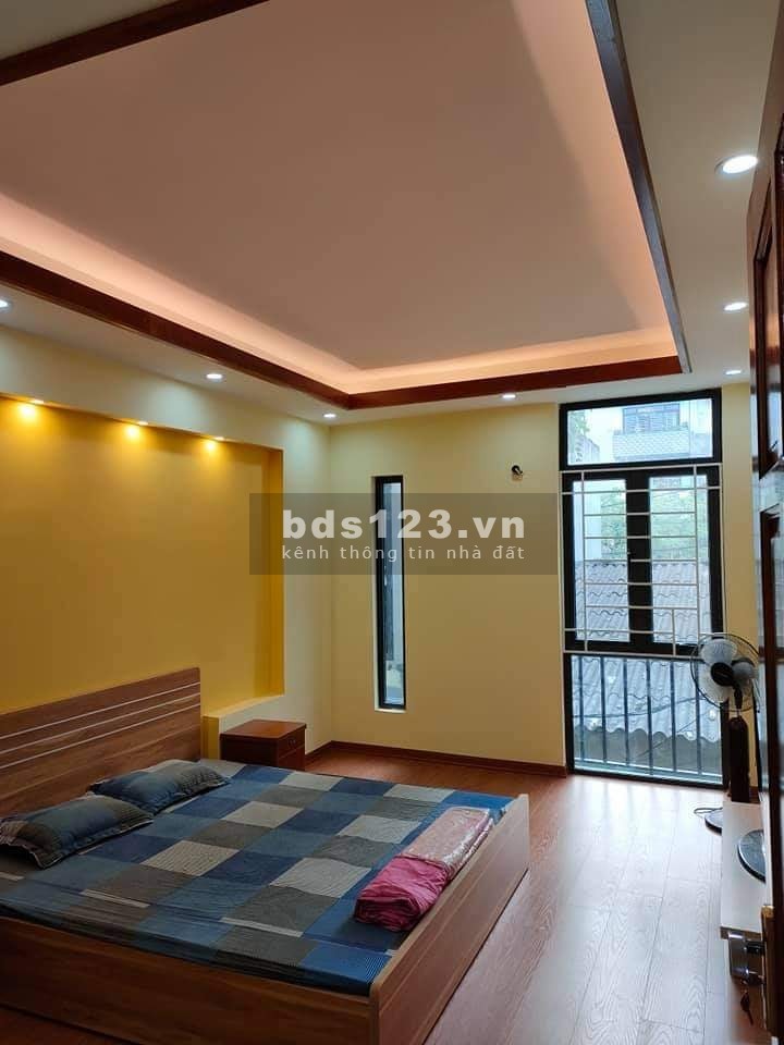 Do cơ quan chuyển địa điểm công tác nên cần bán nhà để chuyển đổi theo lh 0981187128