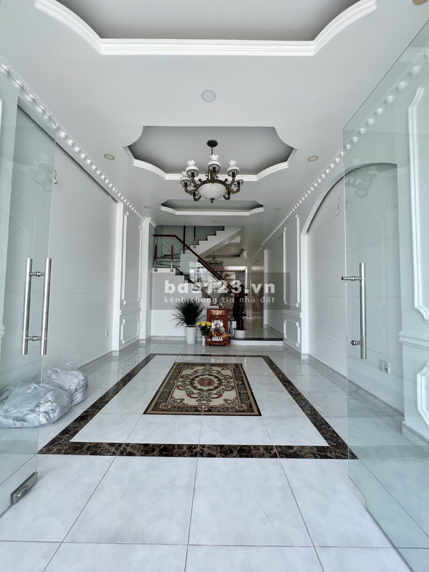 Cần bán nhà siêu rẻ tại An Dương Vương Bình Tân, dt 4x25(102m2), 4.5 tầng giá chỉ 10,79 tỷ