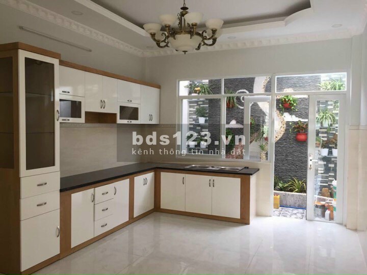 Cần bán nhà siêu rẻ tại An Dương Vương Bình Tân, dt 4x25(102m2), 4.5 tầng giá chỉ 10,79 tỷ