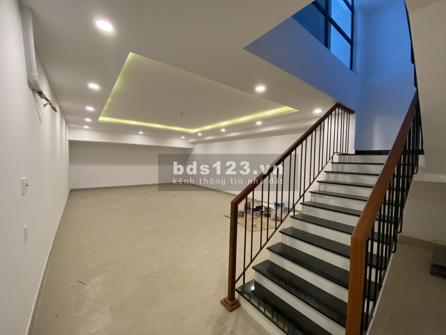 Cho thuê Shophouse Saritown Sala. Hoàn thiện đẹp. Lh: 0932689228