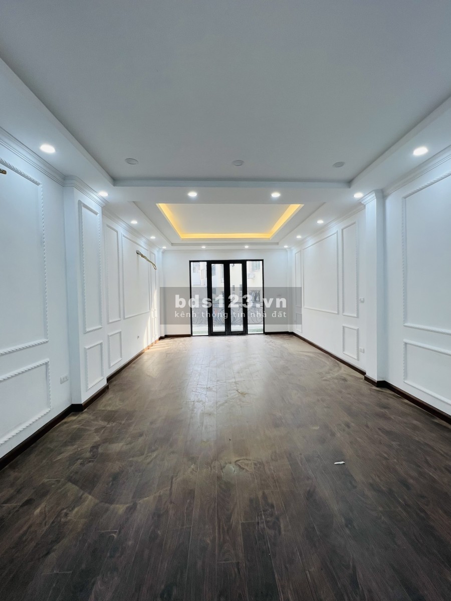 Tôi Bán 3 Toà Nhà Xây Mới 58m2, 7 Tầng Thang Máy, số 37 Trần Hữu Tước, Ngay Ngã 6 Xã Đàn, giá 19 tỷ