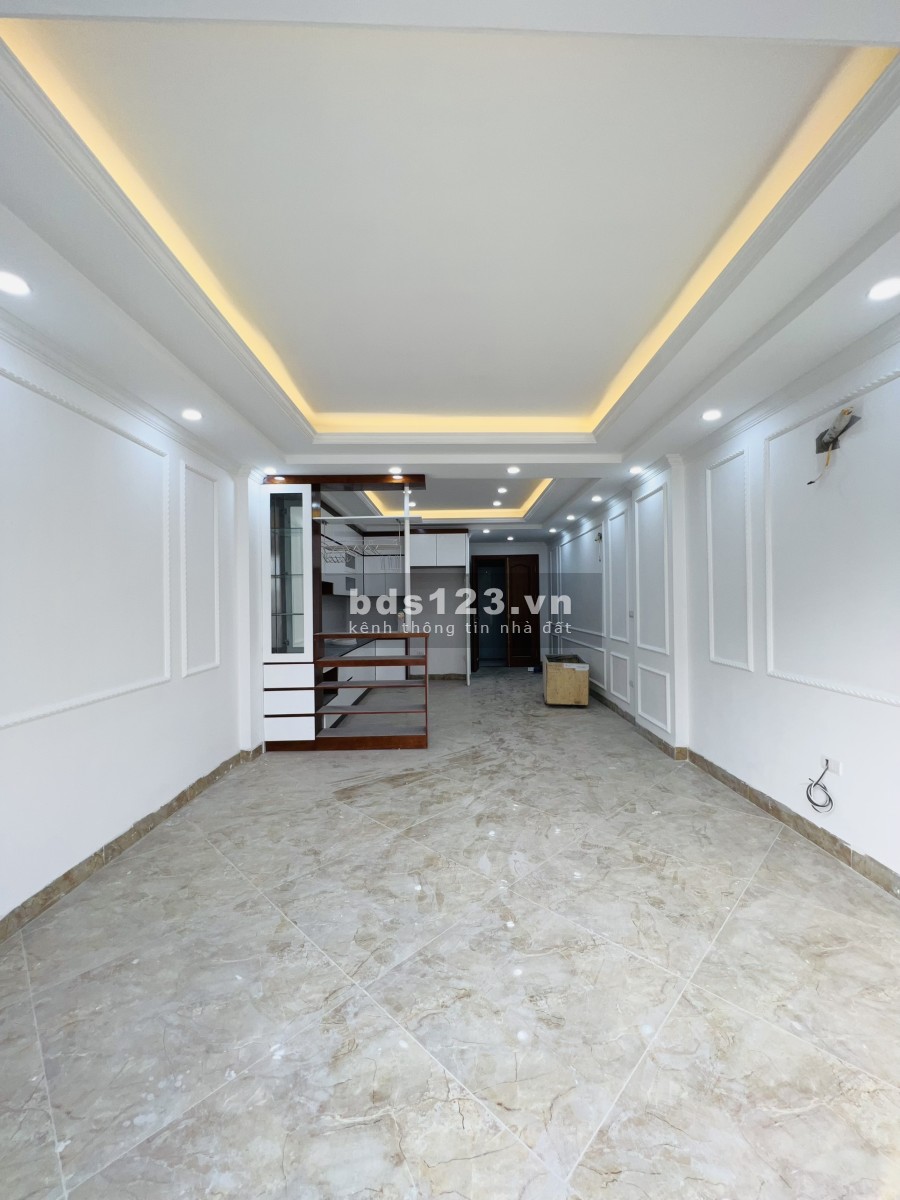 Tôi Bán 3 Toà Nhà Xây Mới 58m2, 7 Tầng Thang Máy, số 37 Trần Hữu Tước, Ngay Ngã 6 Xã Đàn, giá 19 tỷ