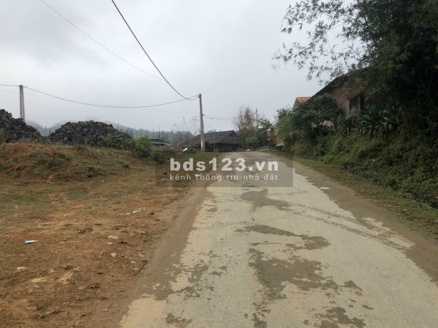 Lô đất full thổ cư, view mây núi cực đẹp tại khu vực Sa Pa liên hệ xem đất 0377524790