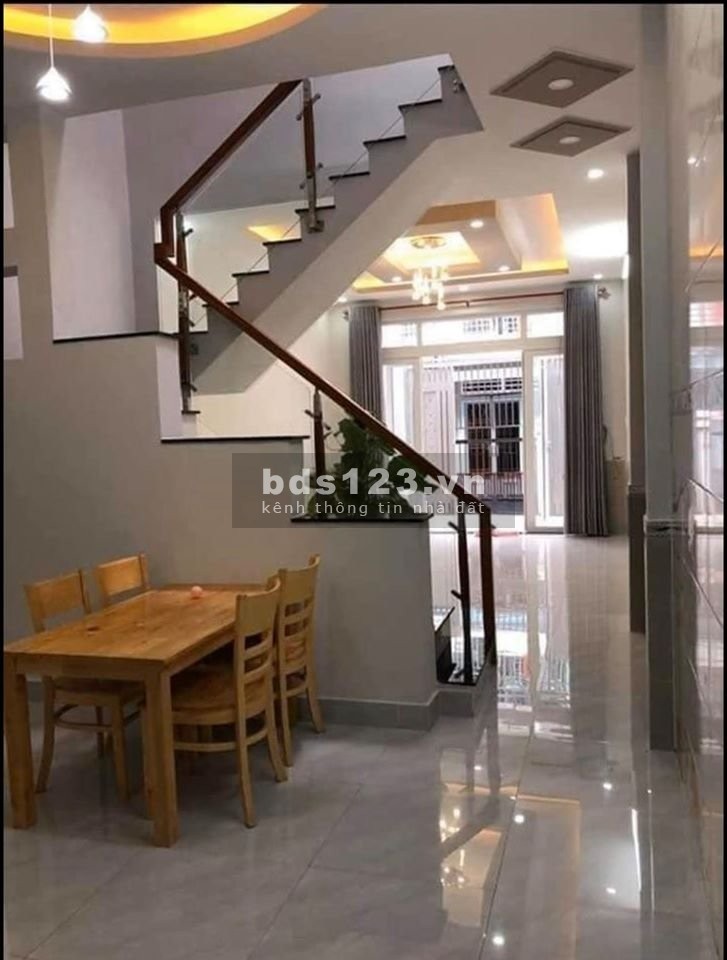 Nhà bán mặt tiền gần chợ gần trung tâm hành chính hỗ trợ trả góp pháp lý sổ hồng riêng