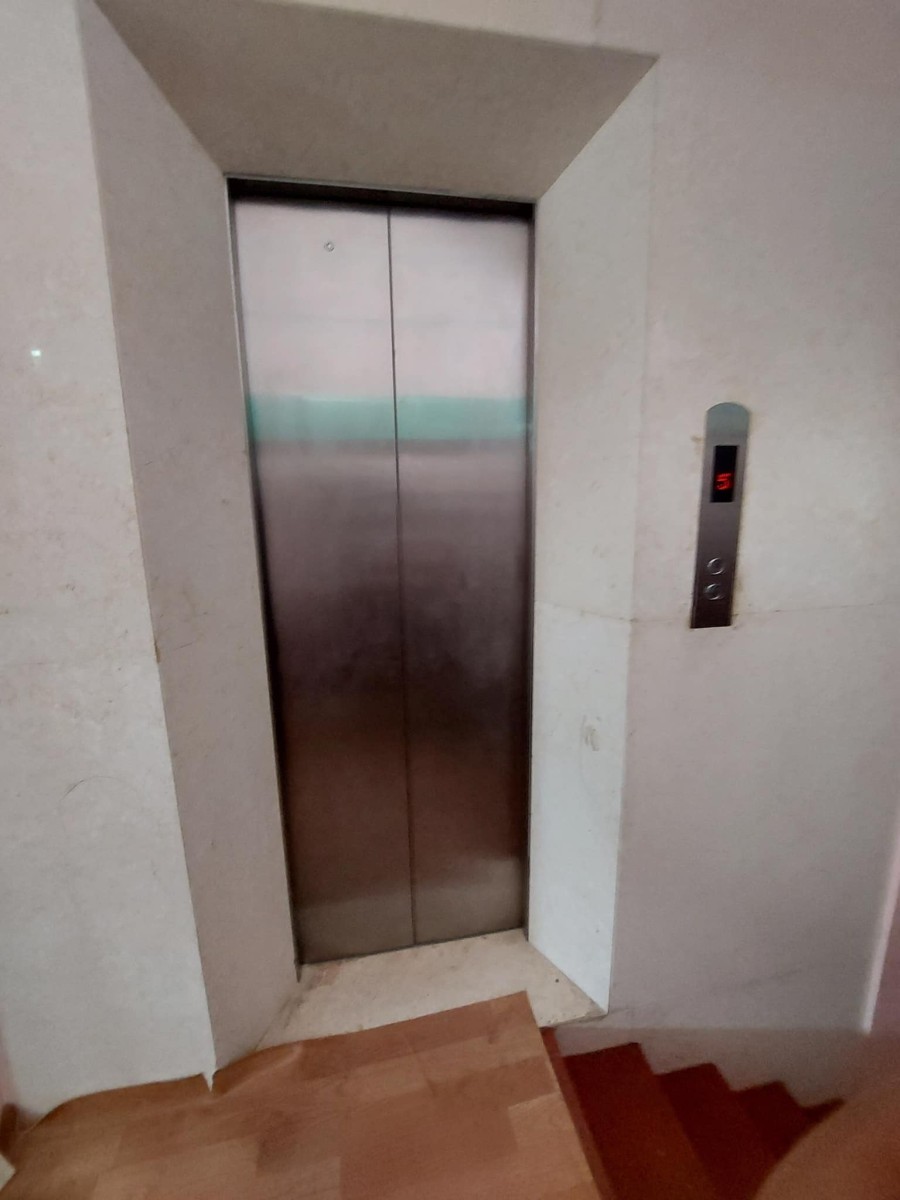 Bán nhà Mễ Trì 5 tầng kinh doanh giá bán chỉ 19 tỷ dt 122m2, mặt ngõ ô tô tải tránh nhau