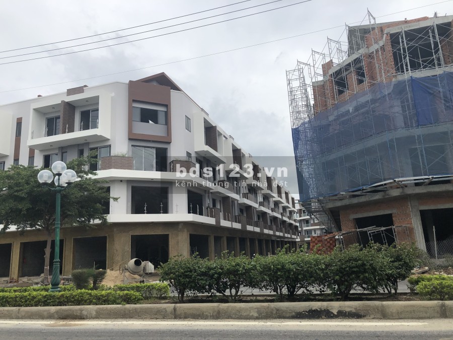 Cần bán nền đất thổ cư mặt tiền đường lớn ngay Phan Rang cơ sở hạ tầng hoàn thiện