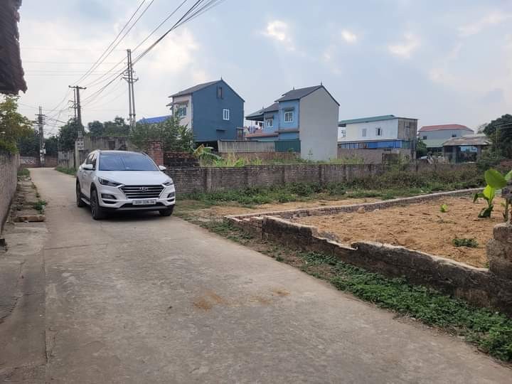 Cần bán gấp lô đất dt 182m Thanh Trì Minh Phú Sóc Sơn, Hà Nội gần dự án khu công nghiệp sạch