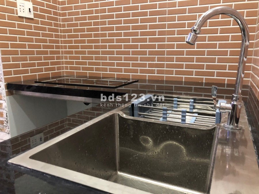 Chính chủ bán gấp nhà hẻm 756 Đoàn Văn Bơ phường 16 Quận 4 liên hệ 0786720929