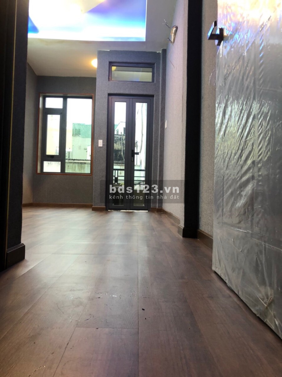 Chính chủ bán gấp nhà hẻm 756 Đoàn Văn Bơ phường 16 Quận 4 liên hệ 0786720929
