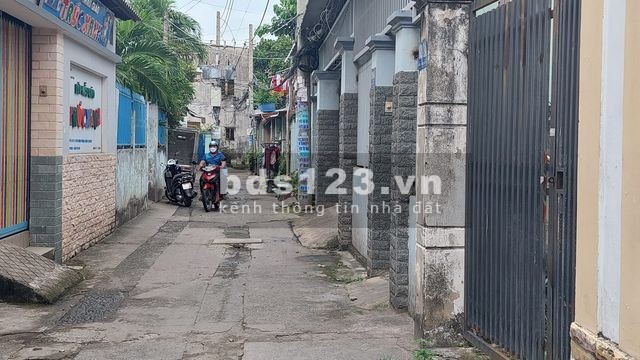 Hẻm xe hơi khu dân cư đông Quang Trung dtsd 4,5x15 (68m2) 2 tầng giá bán chỉ 4,6 tỷ thương lượng