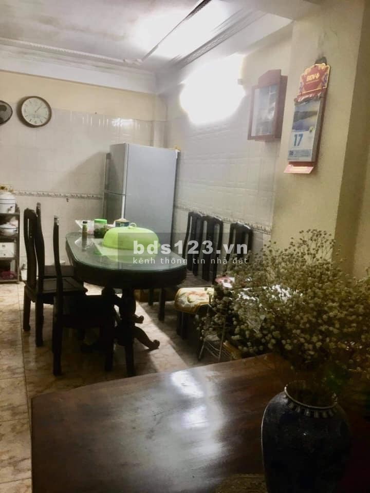 Nhà ngõ Khương trung, 4 tầng đầy đủ nội thất 4tỷ2 sổ chính chủ, khu dân cư đông đúc