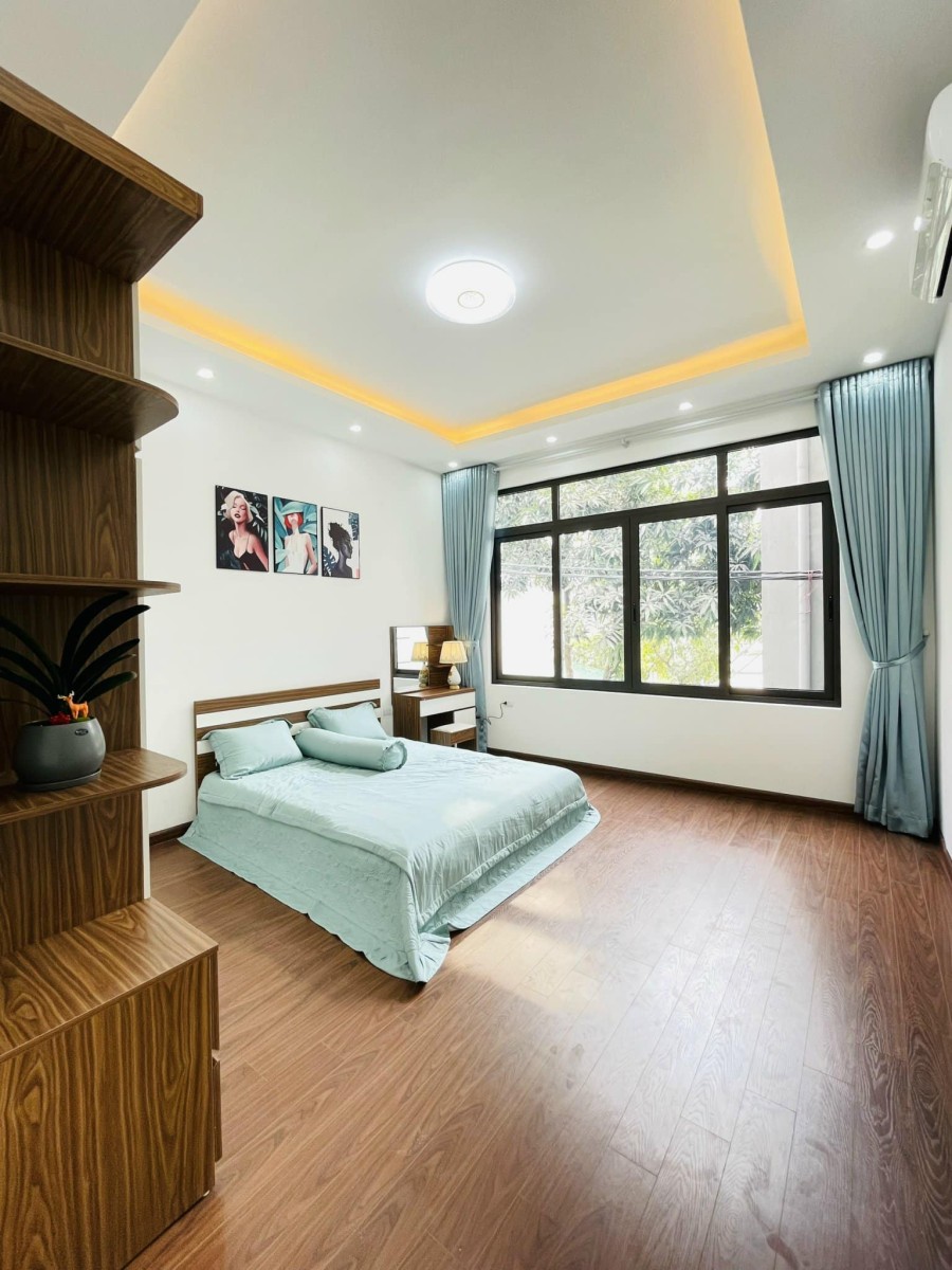 Chủ cần bán nhà phố Lê Đức Thọ, dtsd 55m2, 4 tầng ngõ thông gần ô tô giá bán 4.75 tỷ