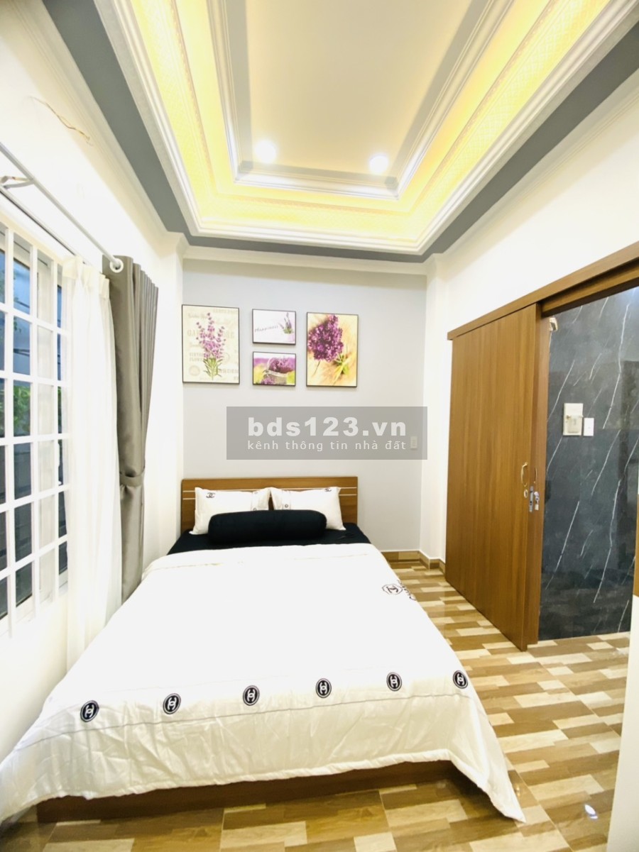 Bán nhà mt hẻm 308 thông 296 đường Huỳnh Tấn Phát và 300 Nguyễn Văn Linh, P.Tân Thuận Tây, Q7