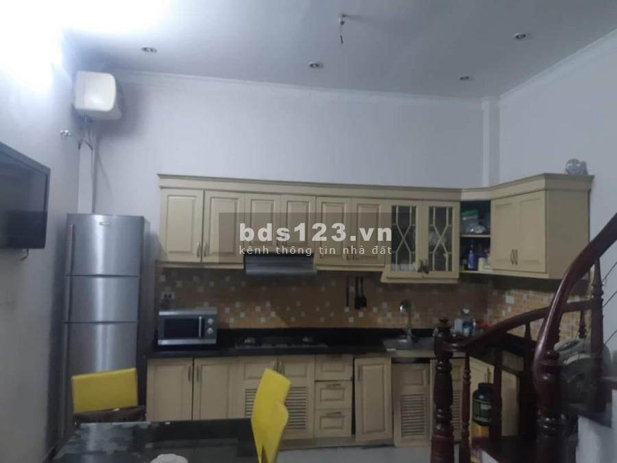 Bán nhà Đê Trần Khát Chân ga ra ô tô vào nhà hiếm 3 mặt thoáng sáng trung tâm