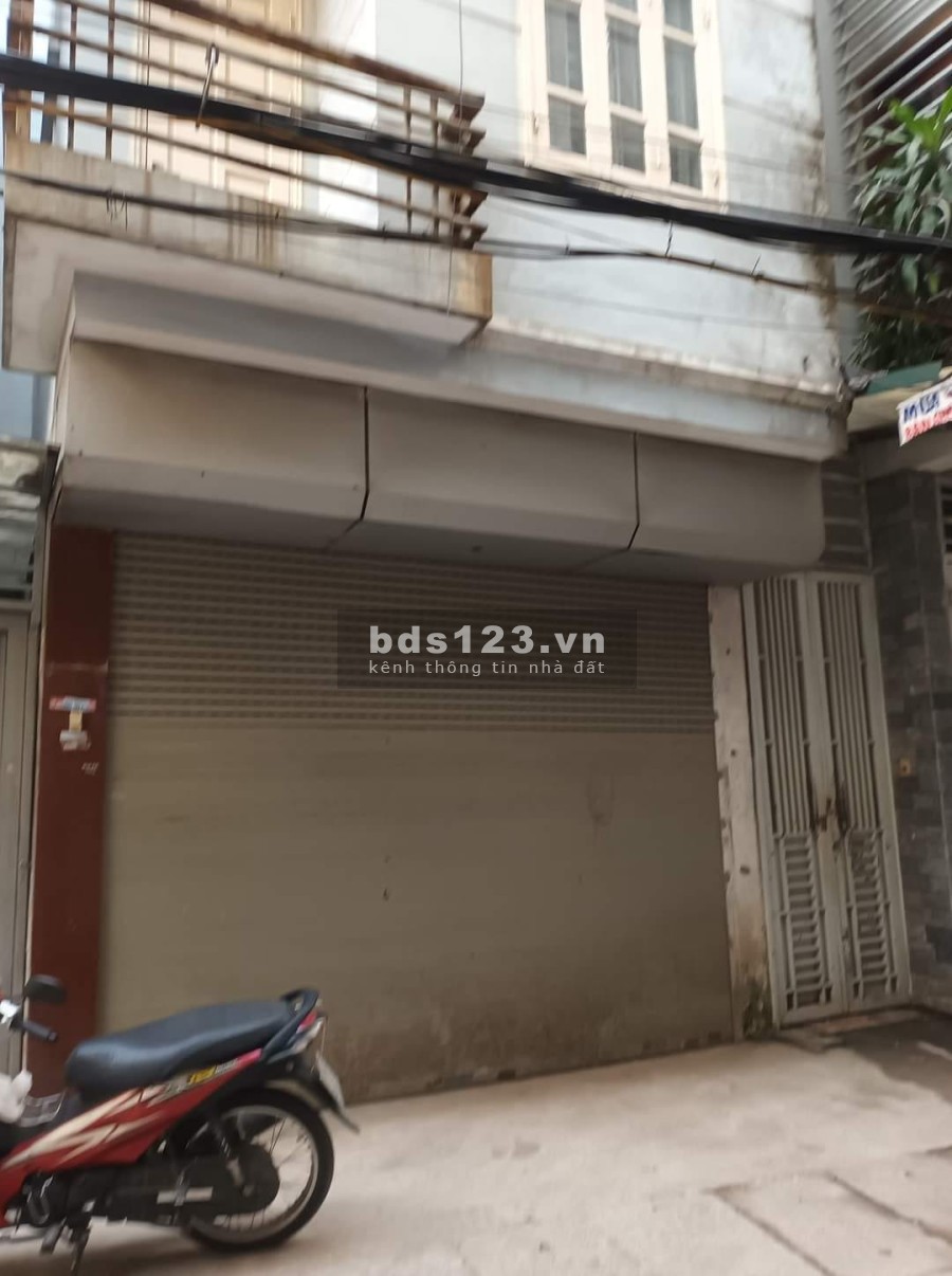 Bán nhà Đê Trần Khát Chân ga ra ô tô vào nhà hiếm 3 mặt thoáng sáng trung tâm