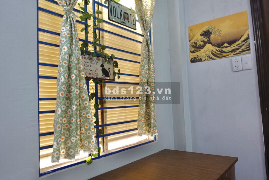 Phòng sân bay diện tích 25m2, bếp, nội thất, nhà vệ sinh riêng, free 1/2 tháng, 4 triệu/tháng