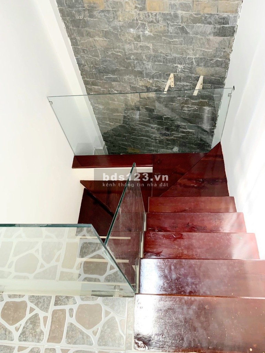 Bán Nhà Bùi Tư Toàn Bình Tân dt 48m2 (4x12), 3PN hẻm yên tĩnh, nhà đẹp ở ngay, chỉ 3.25 tỷ TL