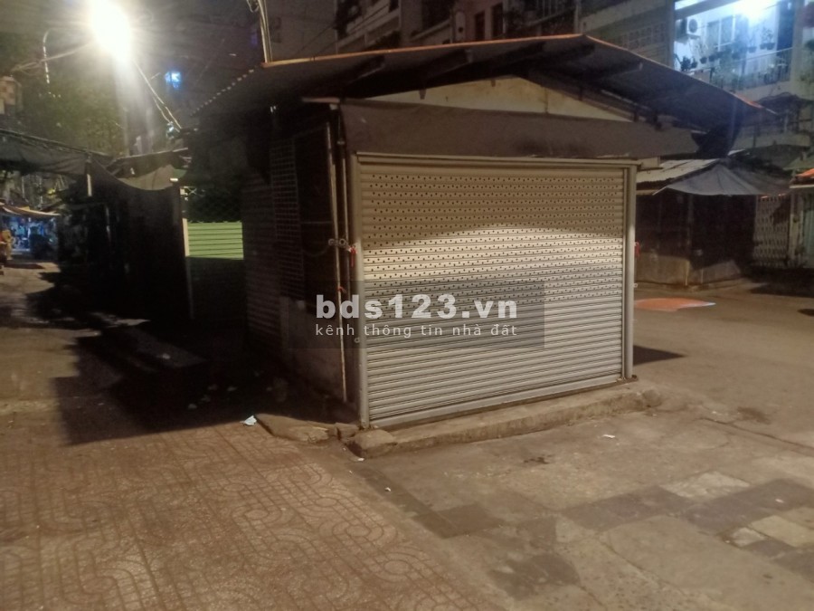 Bán nhà mặt tiền Quận 1, Thanh Khoản tốt khu dân cư đông giá tốt, pháp lý minh bạch