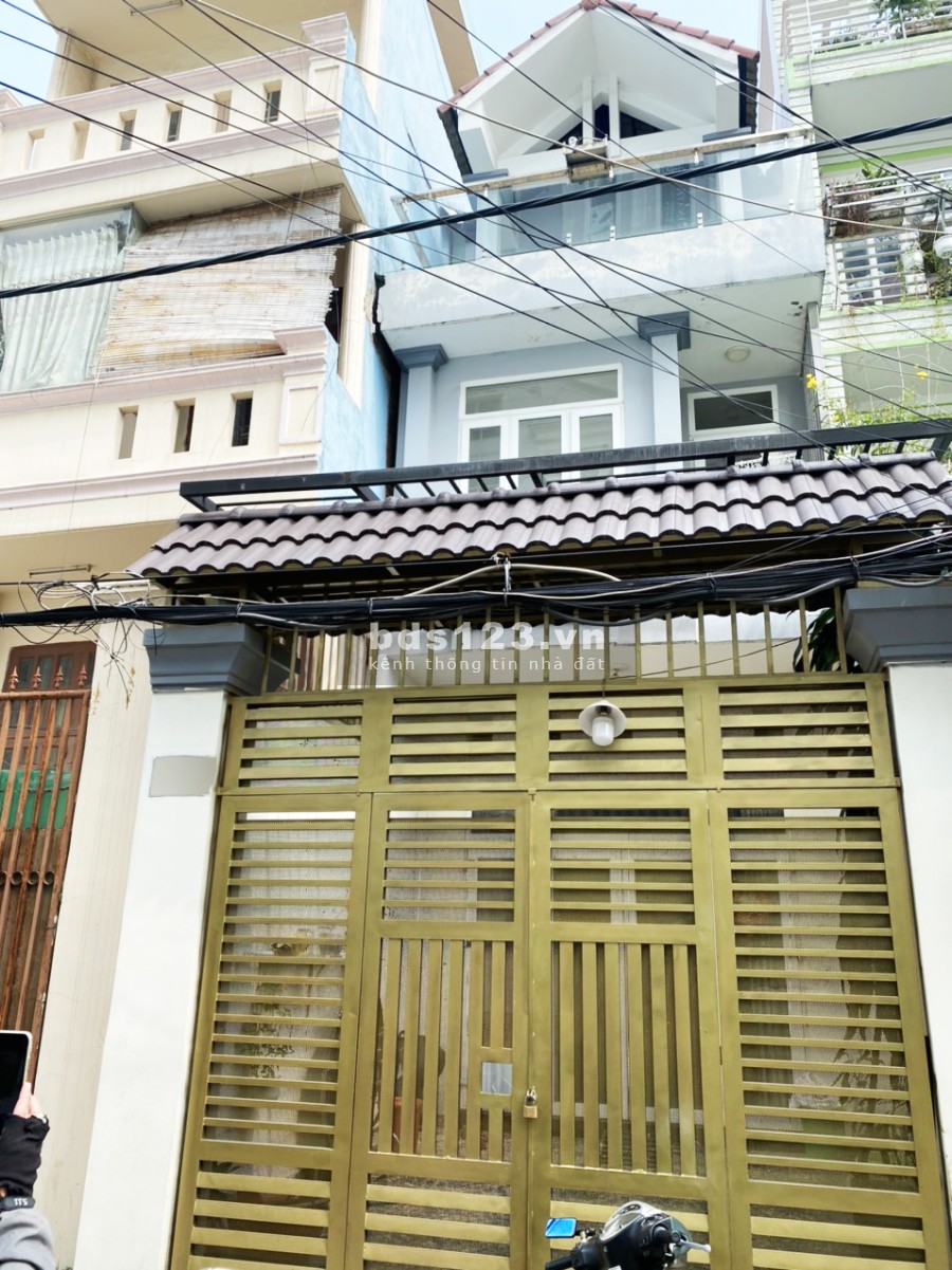 Bán nhà hẻm xe hơi đường Nguyễn Thị Thập, phường Tân Phú , Quận 7, 3 lầu đúc kiên cố